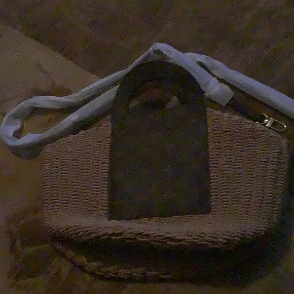 NWT summer bag with shoulder strap - Picture 2 of 8